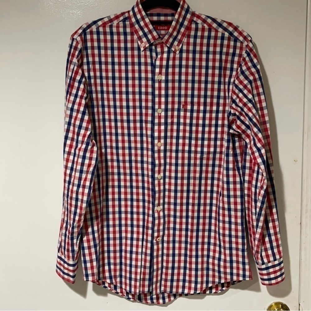 IZOD Button Down Men’s Shirt Size Small